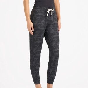 Women's Black and Grey Camouflage Jogger Pants